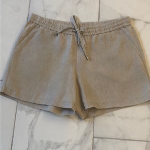 Tommy Bahama tan linen shorts size medium
